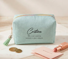 Cargar imagen en el visor de la galería, Monederito Lino con detalle pompón. Personalizable. Disponible en 4 colores