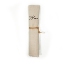 Cargar imagen en el visor de la galería, Mini Estuche Enrollable Lino Personalizable. Con kit de escritura. Disponible en 4 colores