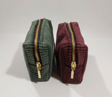 Cargar imagen en el visor de la galería, Monederito Esencia. Disponible en 5 colores