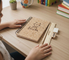Load image into Gallery viewer, Libreta Corcho + Kit de Escritura Cute Animal