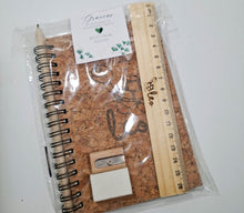 Load image into Gallery viewer, Libreta Corcho + Kit de Escritura Cute Animal