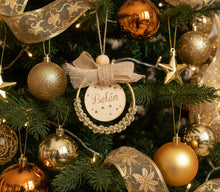 Load image into Gallery viewer, Bola Navidad 5. Bastidor Macramé y Madera