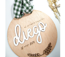 Cargar imagen en el visor de la galería, Placa Madera Silla Comunión