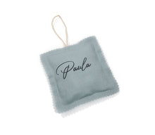 Cargar imagen en el visor de la galería, Marcasitio para puerta (14x14 cm) Lino Personalizable (disponible en 4 colores)